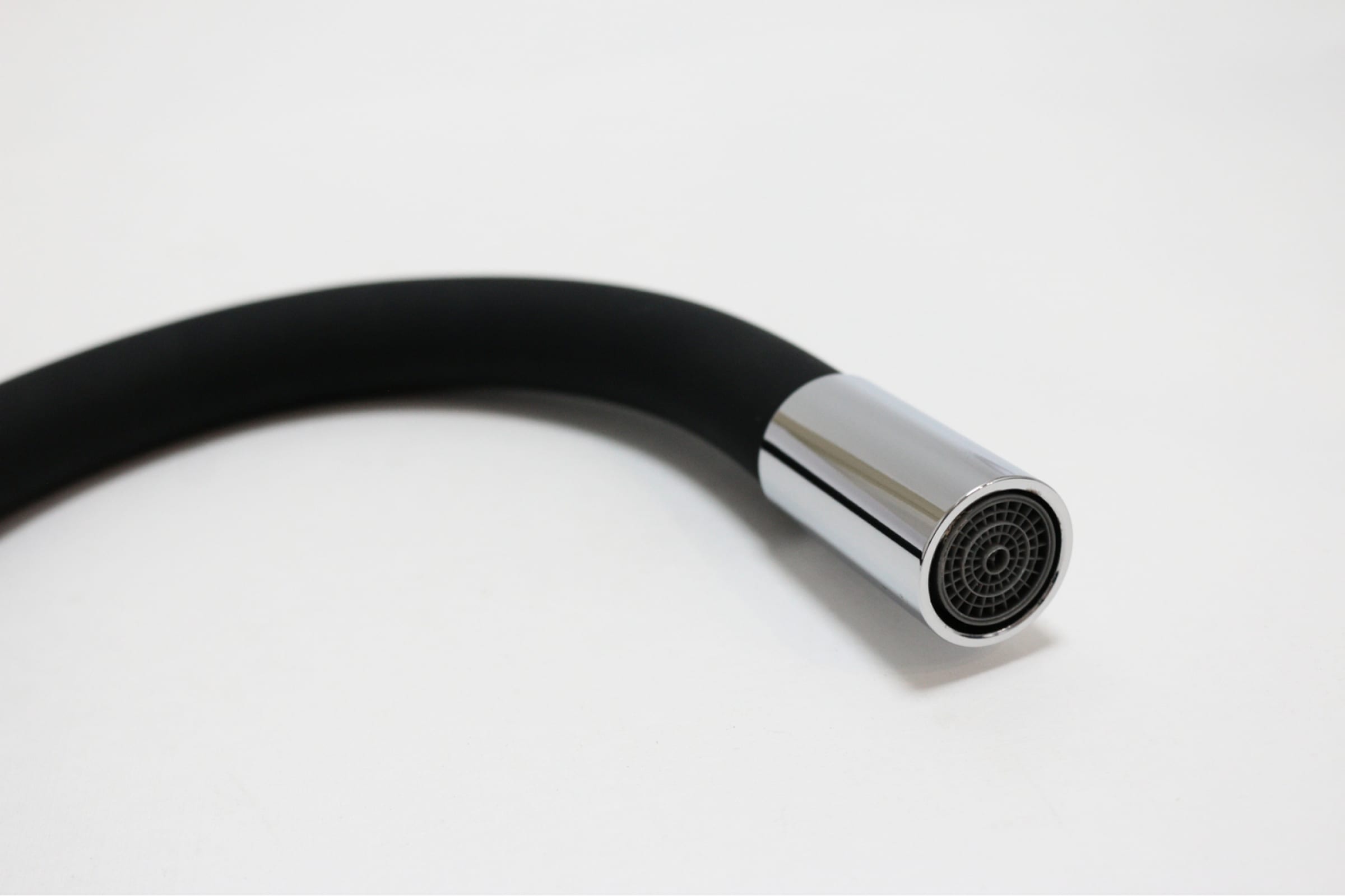 Смеситель для кухни Rainsberg R3193F-2 гибкий черный