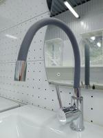 Смеситель для кухни DIST D201Gr  гибкий серый