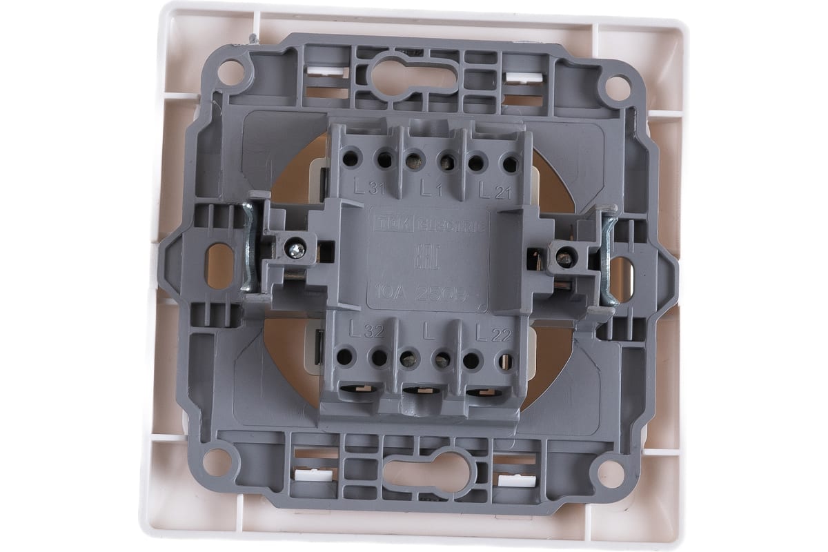 Выключатель врезной одинарный TDM Ильмень 1823-0001