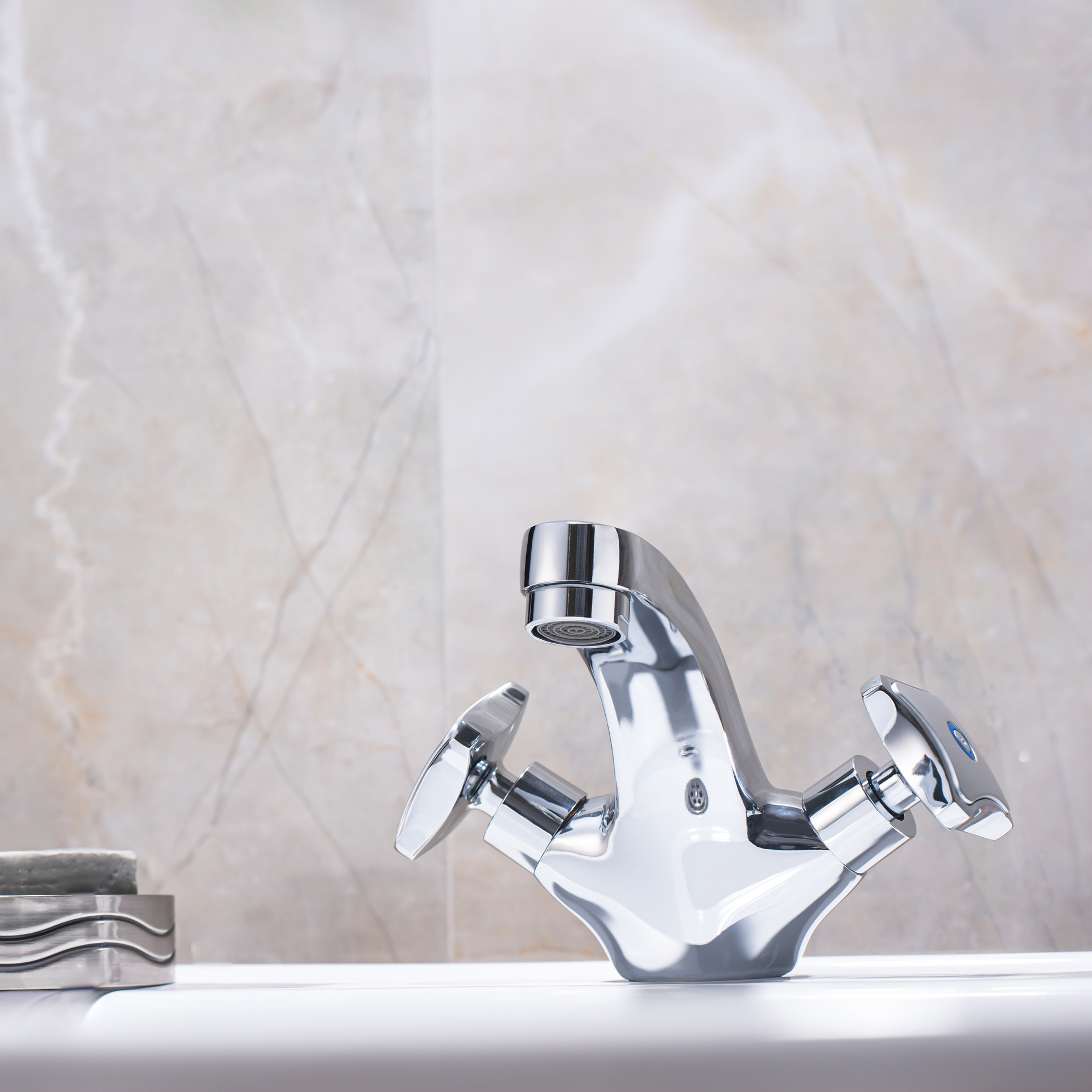 Смеситель для умывальника РМС SL117-161 