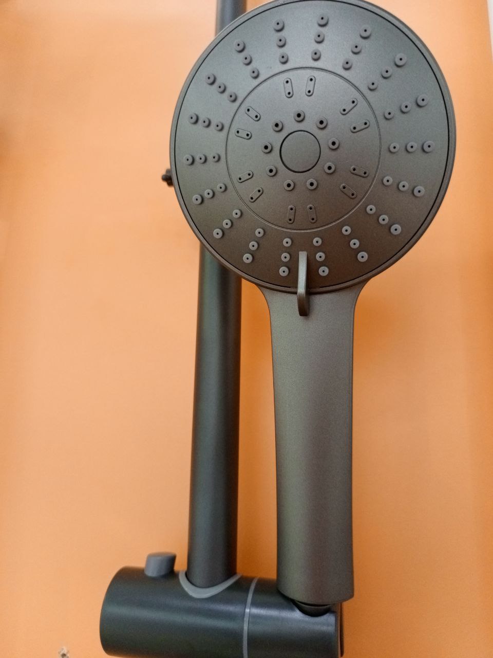 Смеситель для ванны с душевой стойкой DIST HS013QH графит