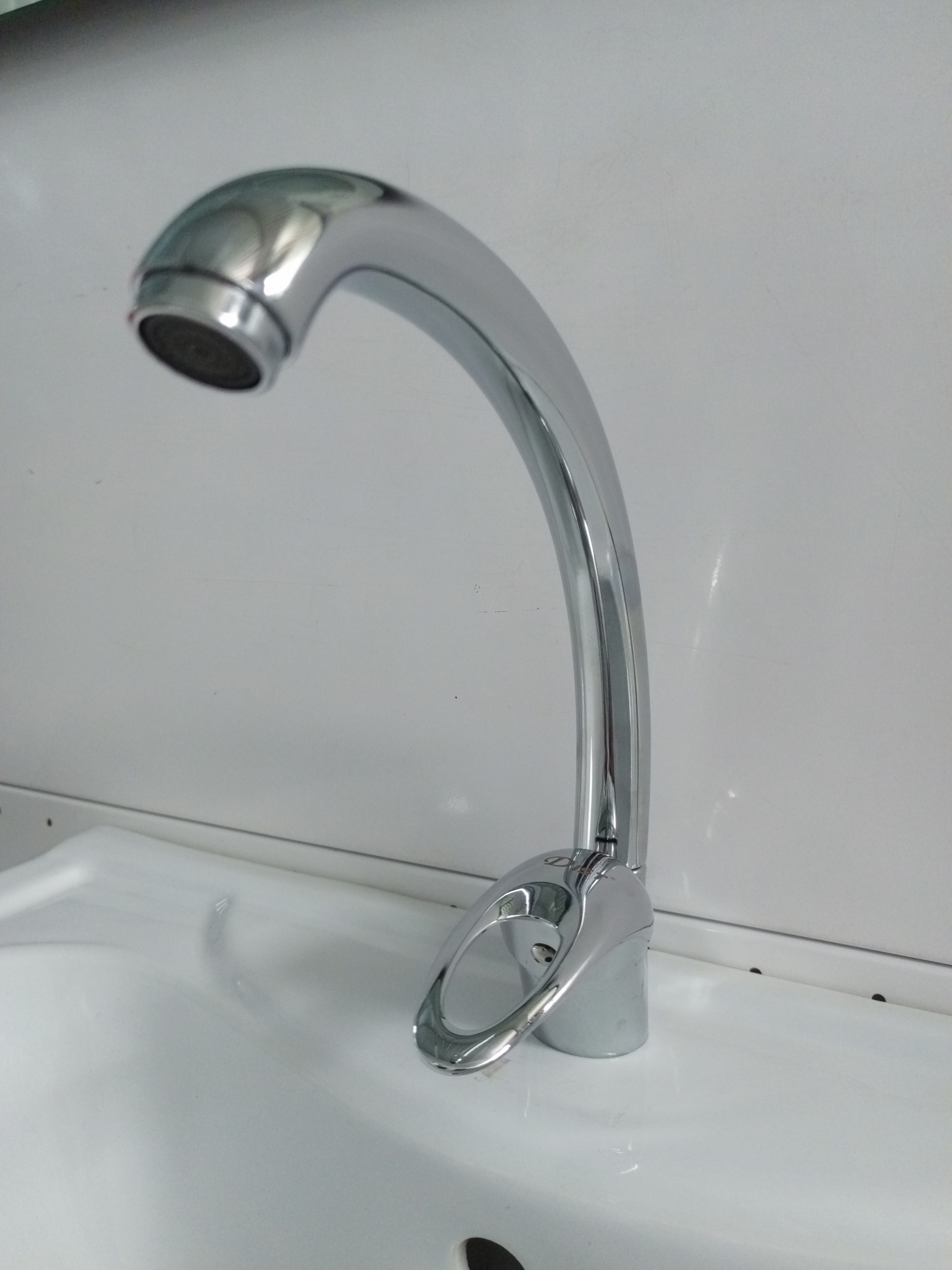 Смеситель для кухни DIST X187S