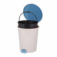 Ведро для мусора 10 л. с педалью светло бежево-синий "Альтернатива"